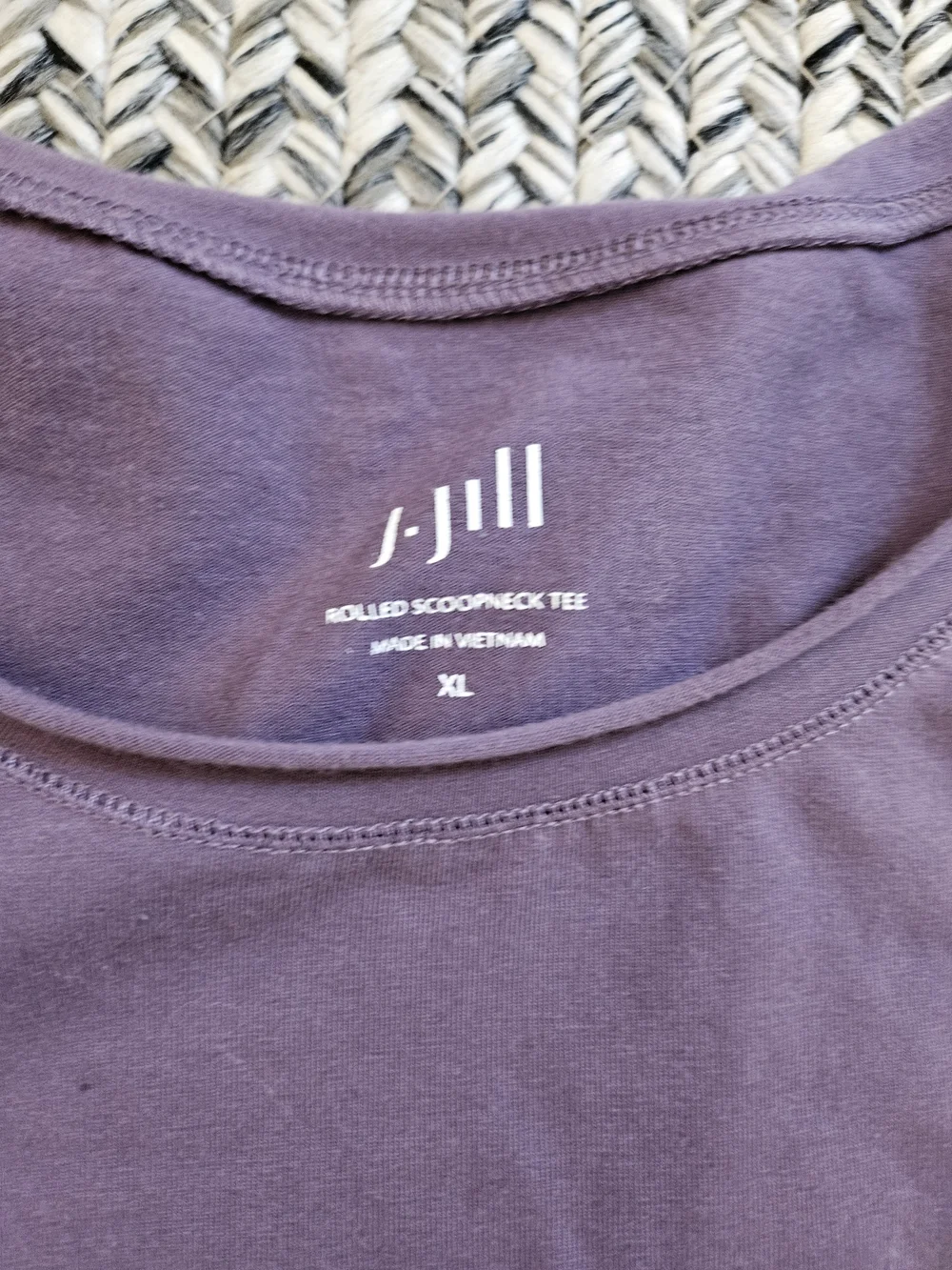 Set Of 3 Womens J Jill Rolled Scoopneck Tees in Mauve, Dusty Pink, Light Blue - Picture 3 of 4